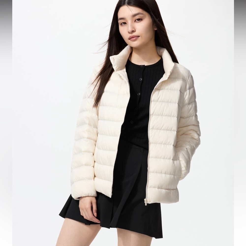 Uniqlo Ultra Light Down Off White Puffer Jacket
